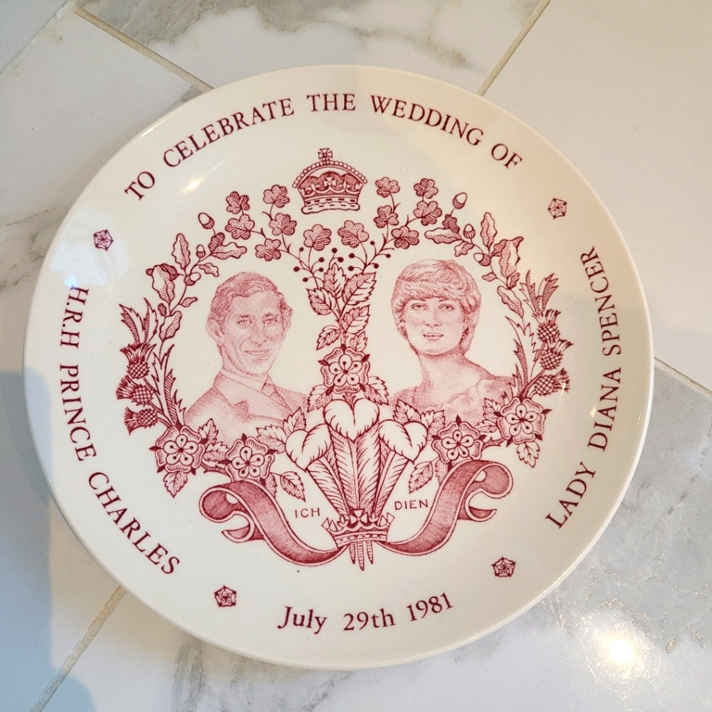 Prince Charles & Lady Diana Plate
